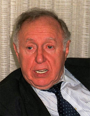 Ignatz Bubis (1927–1999) war von 1992 bis zu seinem Tod Vorsitzender des Zentralrats der Juden in Deutschland (Foto von 1997).