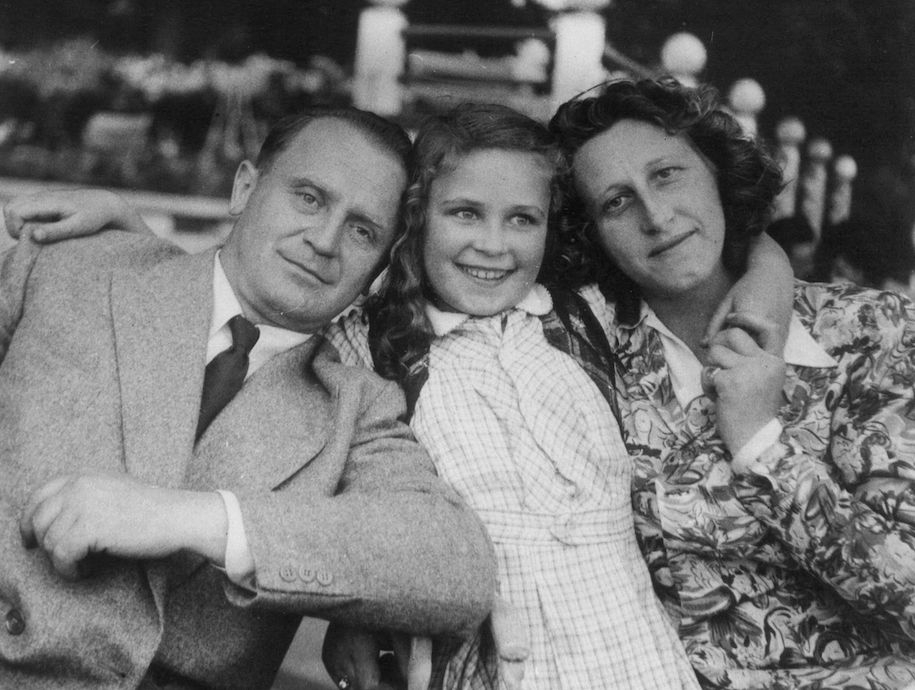 Fotografie aus einem Familienalbum aus Golda Maria. Regie: Patrick Sobelman, Hugo Sobelman Frankreich 2020. Berlinale Special 2020. © EX NIHILO - GOGOGO FILMS 2020