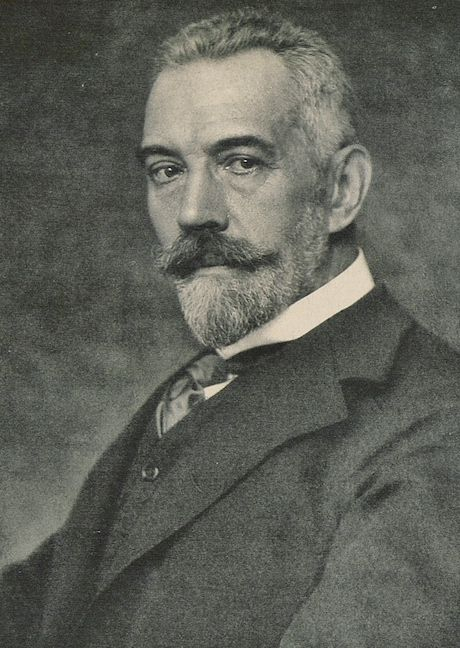 Abb. 5: Theobald von Bethmann Hollweg (1914). Staatsbibliothek zu Berlin - Preußischer Kulturbesitz, Quelle: Wikimedia Commons, Lizenz: CC BY-SA 3.0.