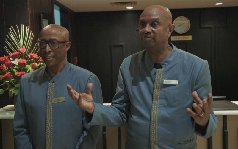 Zwei Hotelmitarbeiter vom Hilton in Addis Abeba im Interview mit Ruth Beckermann