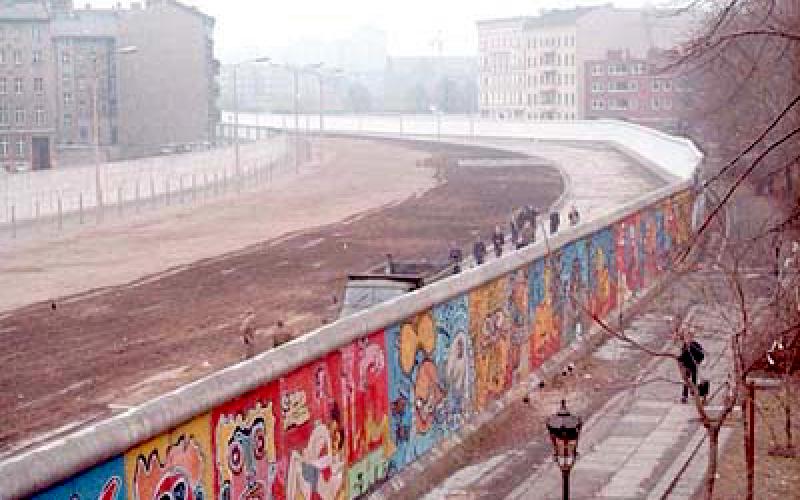 Die Berliner Mauer.  © Noir aus der deutschsprachigen Wikipedia [GFDL oder CC-BY-SA-3.0]