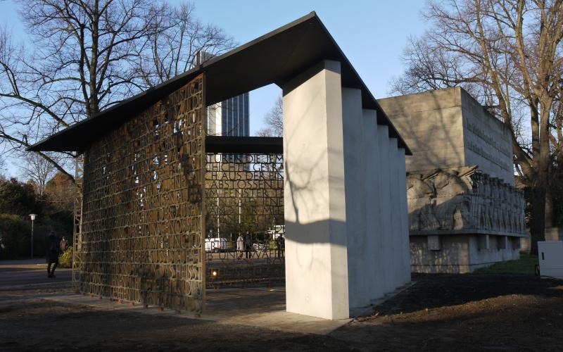 Gedenkort für Deserteure und andere Opfer der NS-Militärjustiz zwischen Stephansplatz und Dammtor, Hamburg © Claudia Bade, 2015