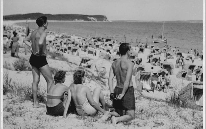 Blick auf den Badestrand von Göhren