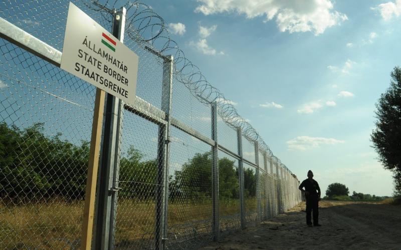 Der Grenzzaun zwischen Ungarn und Serbien, 21. Juli 2015