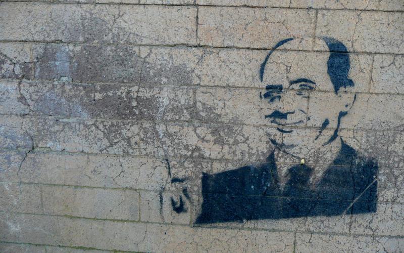 Stencil von Berlusconi in Rom