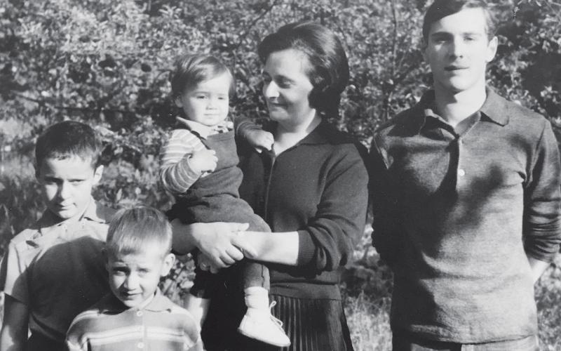 schwarz-weiß Fotografie der Familie Brasch