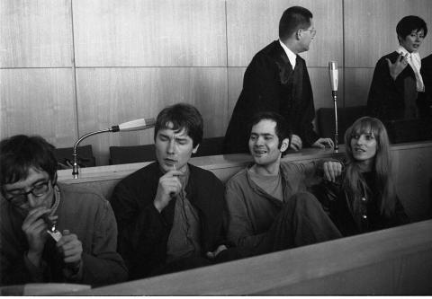 Proll, Baader und Ensslin während des Prozesses, Oktober 1968