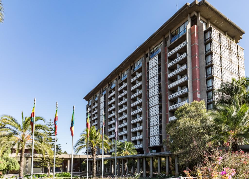 Das mehrstöckige Hilton Hotel in Addis Abeba
