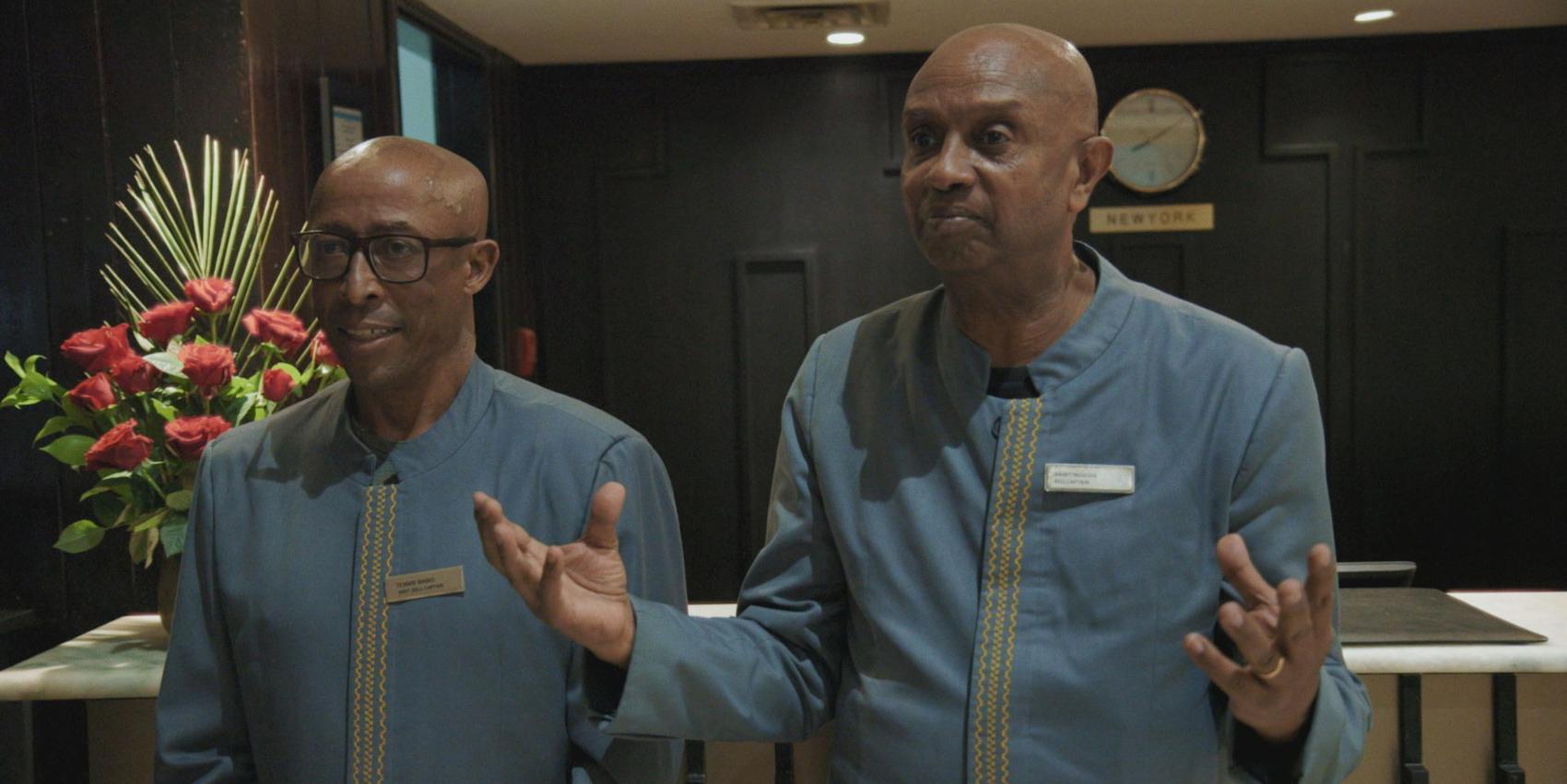 Zwei Hotelmitarbeiter vom Hilton in Addis Abeba im Interview mit Ruth Beckermann