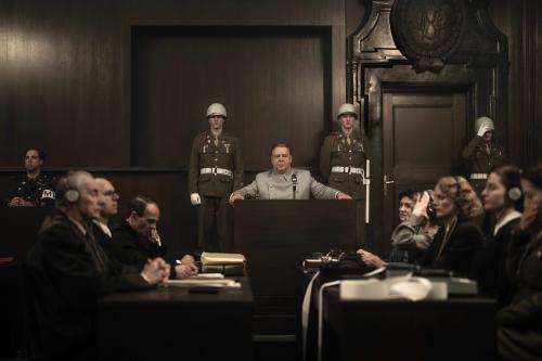 Filmstill aus "Nürnberg" von James Vanderbilt