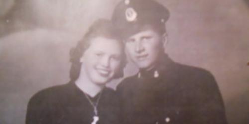 The only family photograph showing Vjeran’s grandparents in 1944, Bjelovar, Croatia. Quelle: Vjeran Pavlaković